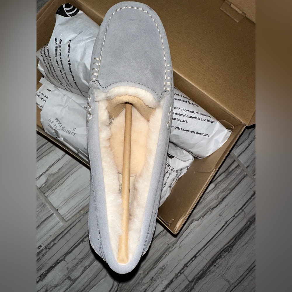 UGG Ansley Slippers